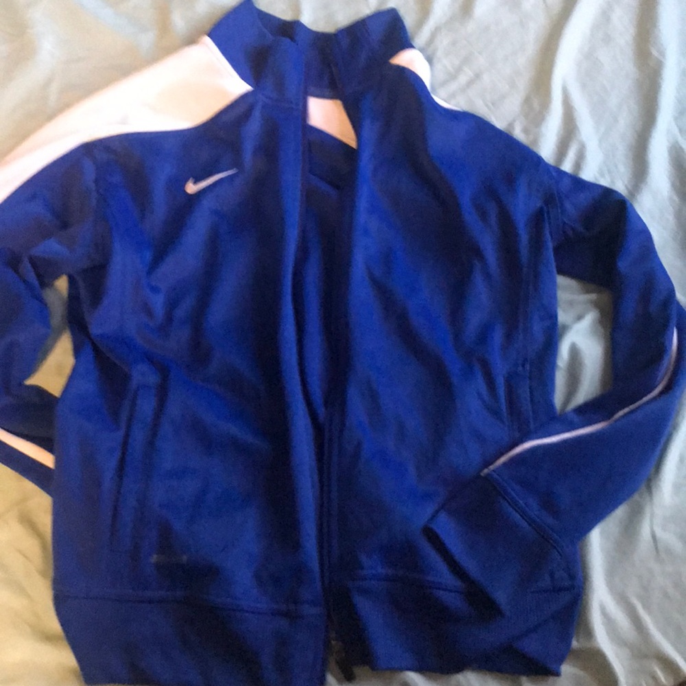 Nike Dri-fit sweater